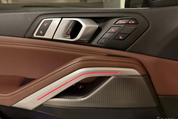 2022 BMW X6 с пробегом 59 700 км