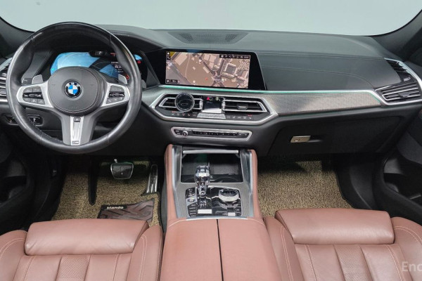 2022 BMW X6 с пробегом 51 993 км