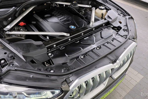 2022 BMW X6 с пробегом 67 701 км