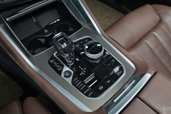 2022 BMW X6 с пробегом 51 993 км