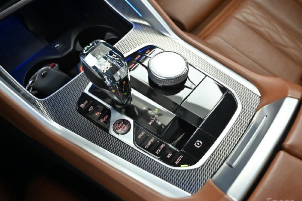 2022 BMW X6 с пробегом 74 639 км