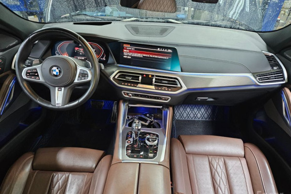 2022 BMW X6 с пробегом 42 000 км