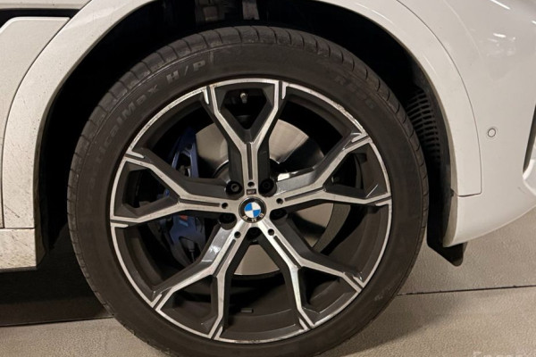 2022 BMW X6 с пробегом 59 700 км