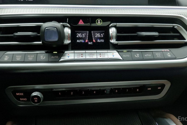 2022 BMW X6 с пробегом 57 877 км