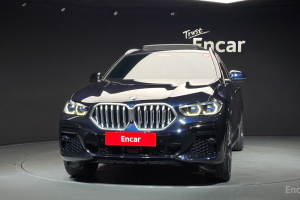 2022 BMW X6 с пробегом 46 696 км