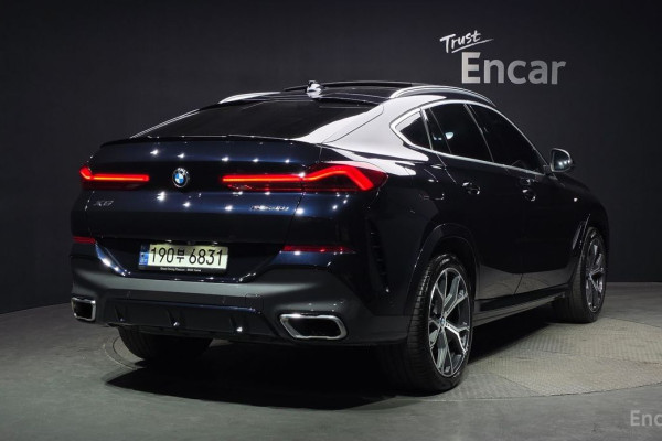 2022 BMW X6 с пробегом 83 241 км