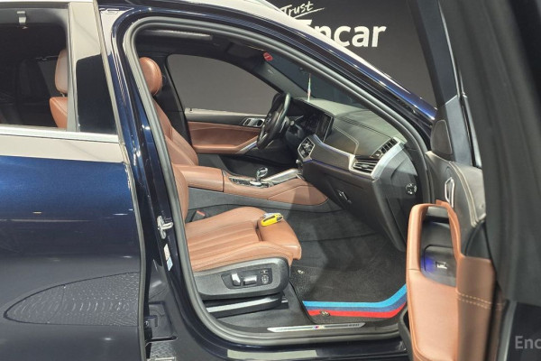 2022 BMW X6 с пробегом 46 696 км