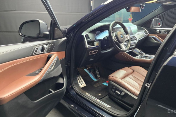 2022 BMW X6 с пробегом 46 696 км