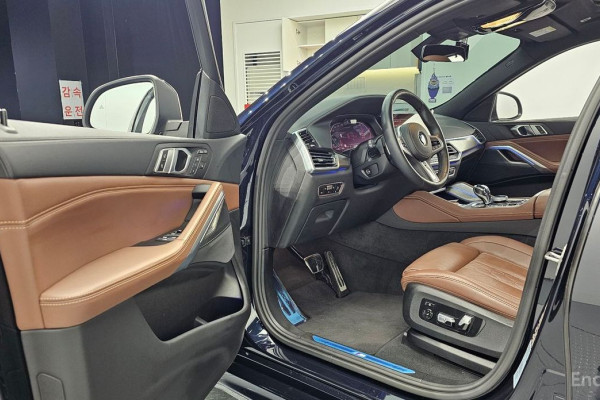 2022 BMW X6 с пробегом 27 571 км