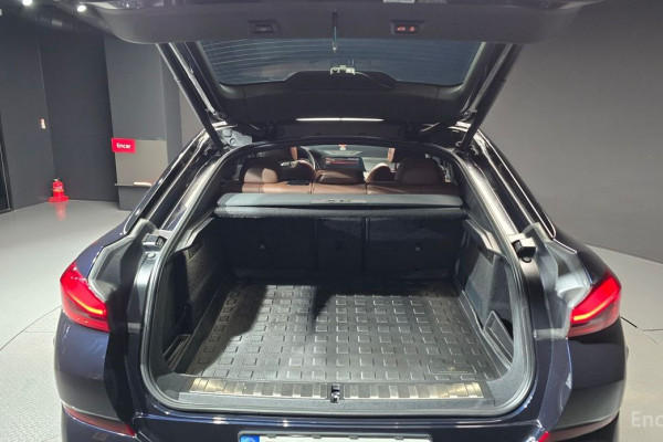 2022 BMW X6 с пробегом 46 696 км