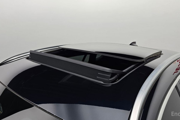 2022 BMW X6 с пробегом 27 571 км