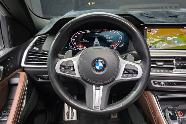 2022 BMW X6 с пробегом 83 241 км