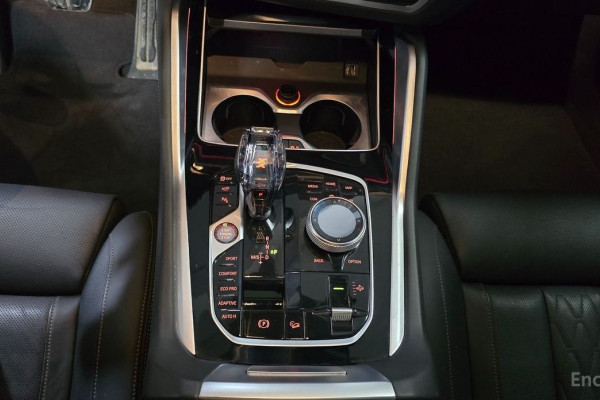 2022 BMW X6 с пробегом 65 698 км