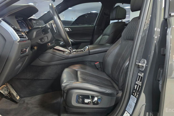 2022 BMW X6 с пробегом 65 698 км
