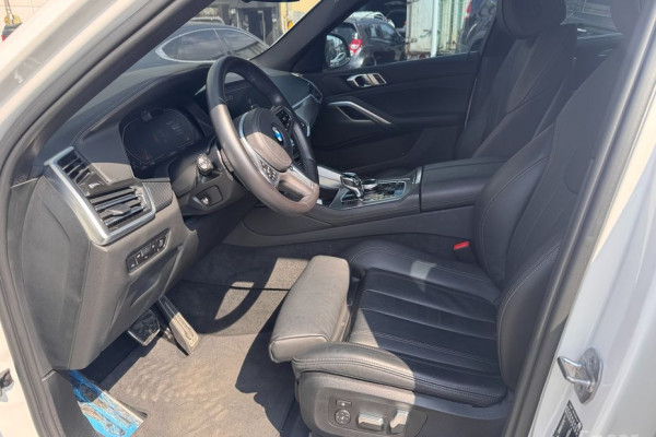 2022 BMW X6 с пробегом 31 197 км