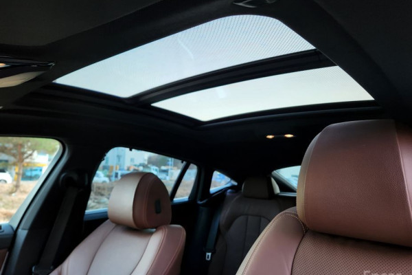 2022 BMW X6 с пробегом 29 100 км