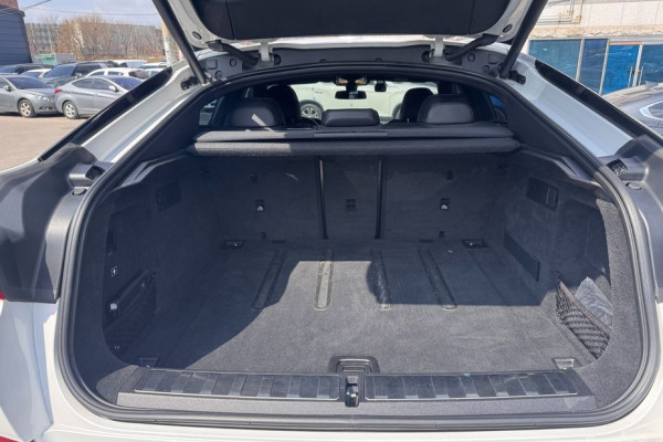 2022 BMW X6 с пробегом 31 197 км