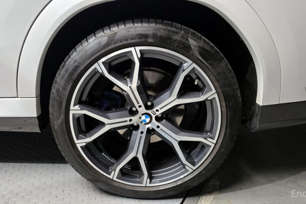 2022 BMW X6 с пробегом 67 291 км