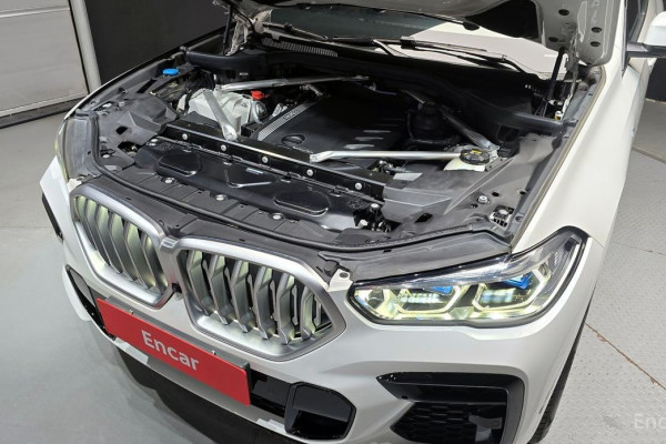 2022 BMW X6 с пробегом 67 291 км