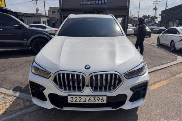 2022 BMW X6 с пробегом 31 197 км
