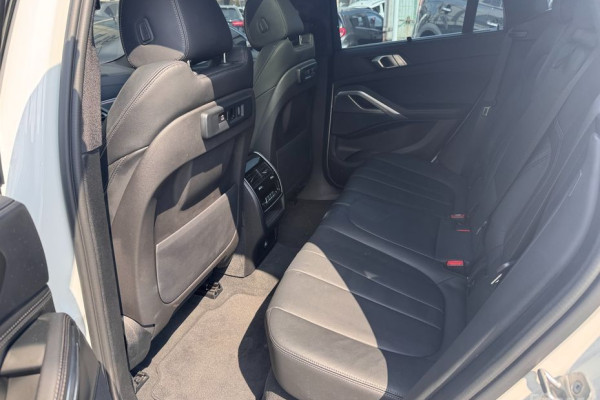 2022 BMW X6 с пробегом 31 197 км