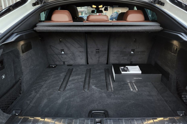 2022 BMW X6 с пробегом 29 100 км