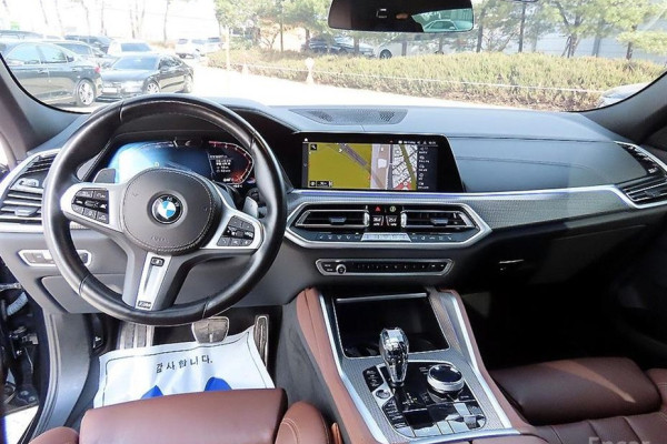 2022 BMW X6 с пробегом 124 315 км