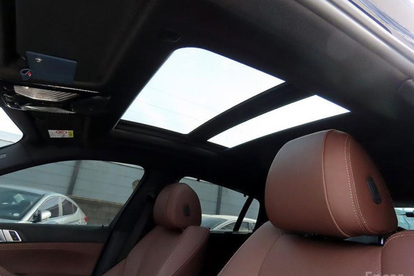 2022 BMW X6 с пробегом 124 315 км