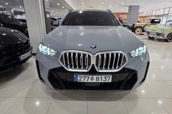 2025 BMW X6 с пробегом 4 411 км