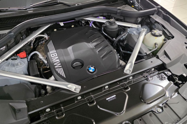 2025 BMW X6 с пробегом 4 411 км