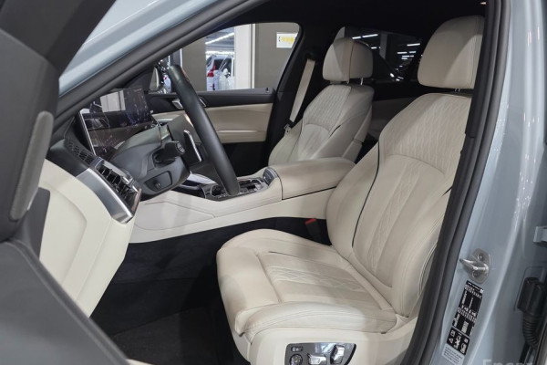 2025 BMW X6 с пробегом 4 411 км