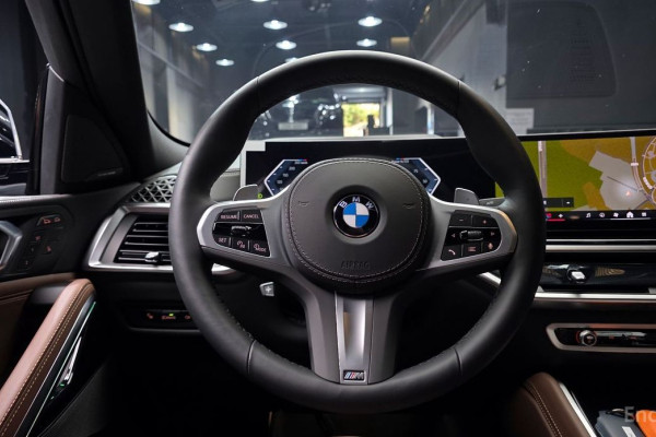 2025 BMW X6 с пробегом 5 011 км