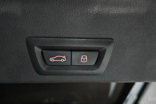 2025 BMW X6 с пробегом 5 011 км