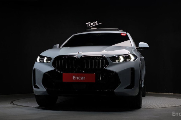 2025 BMW X6 с пробегом 5 771 км