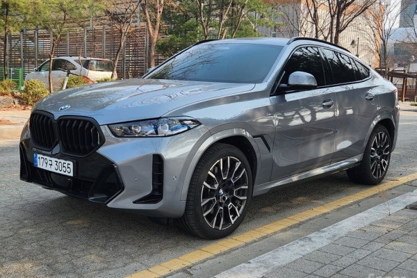 2025 BMW X6 с пробегом 4 000 км