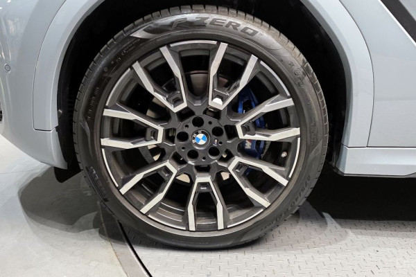 2025 BMW X6 с пробегом 5 771 км