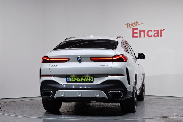 2024 BMW X6 с пробегом 35 379 км