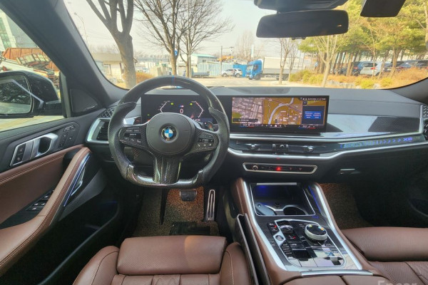2025 BMW X6 с пробегом 4 000 км