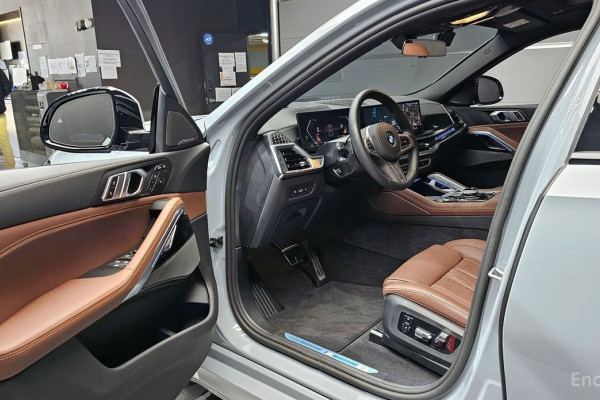 2025 BMW X6 с пробегом 5 771 км