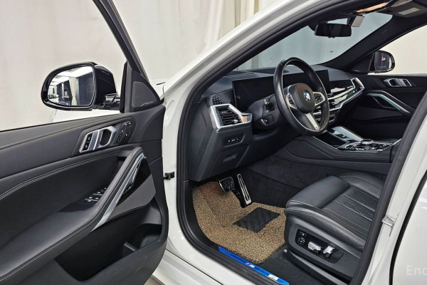 2024 BMW X6 с пробегом 35 379 км