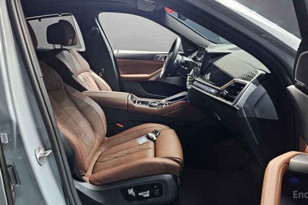 2025 BMW X6 с пробегом 5 771 км