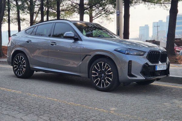 2025 BMW X6 с пробегом 4 000 км
