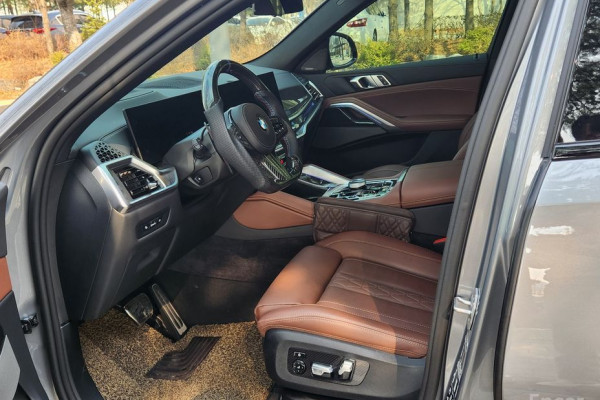 2025 BMW X6 с пробегом 4 000 км