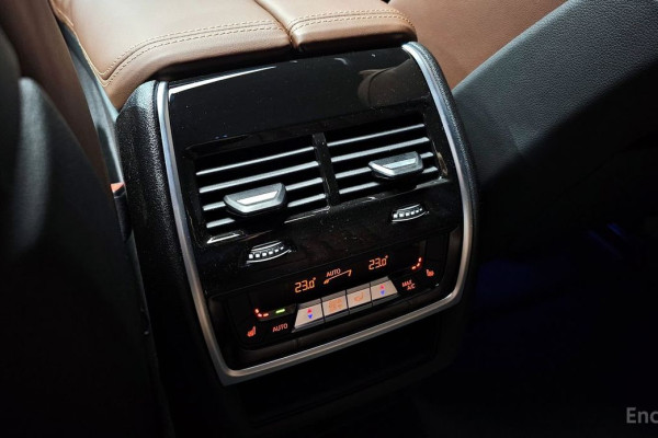 2025 BMW X6 с пробегом 5 771 км