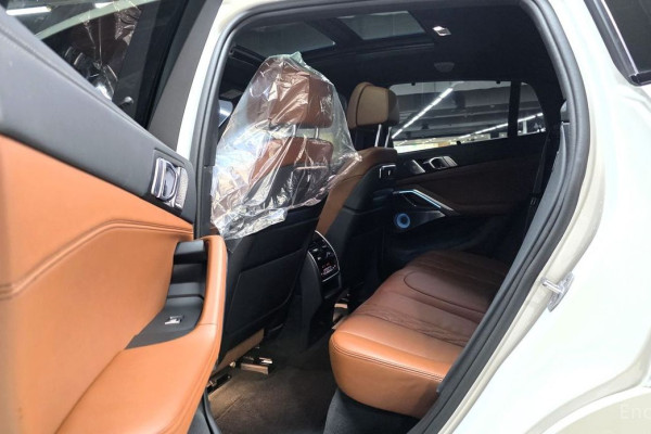2024 BMW X6 с пробегом 32 742 км
