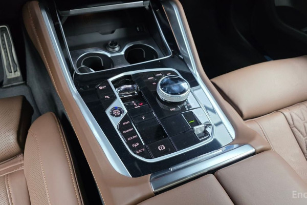 2025 BMW X6 с пробегом 9 542 км