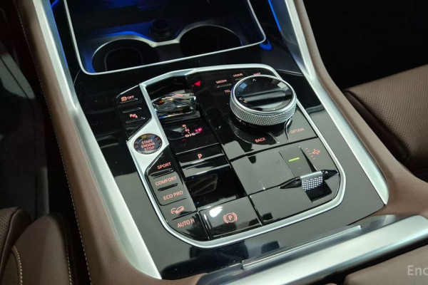 2025 BMW X6 с пробегом 9 700 км