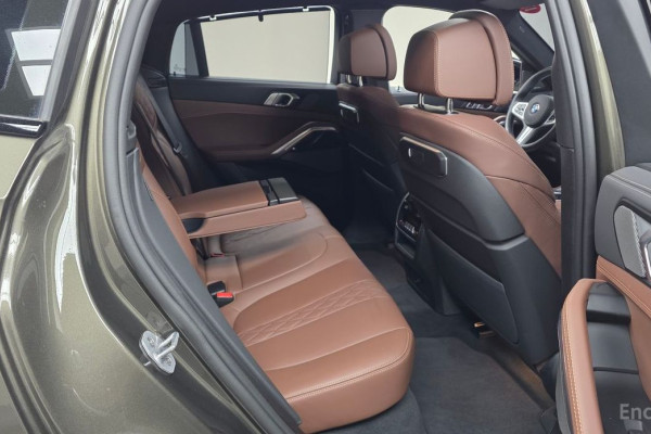 2025 BMW X6 с пробегом 9 542 км