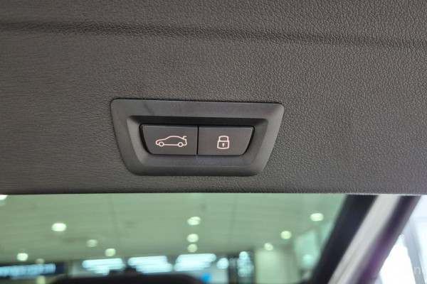 2025 BMW X6 с пробегом 9 700 км