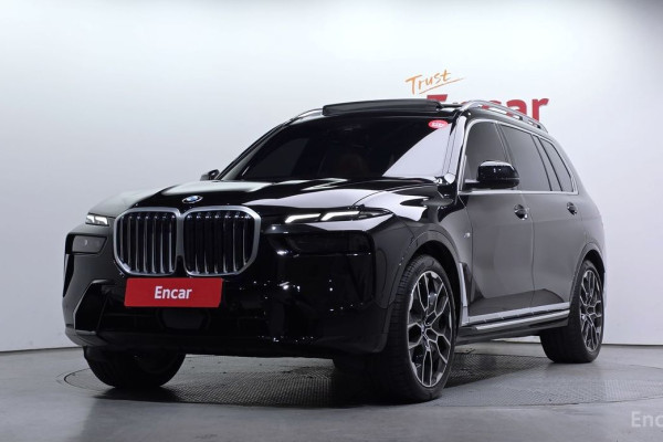2024 BMW X7 с пробегом 7 935 км